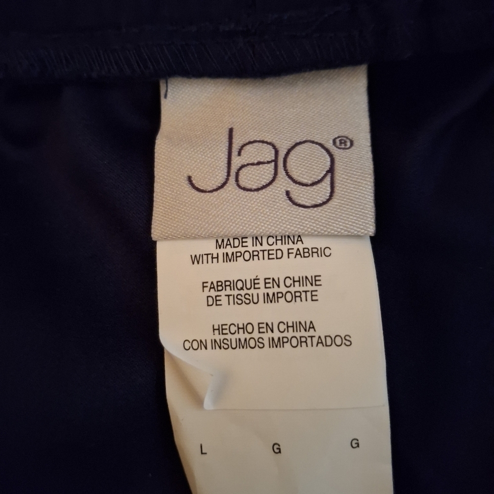 Jag Women's Blue Shorts - Picture 5 of 8